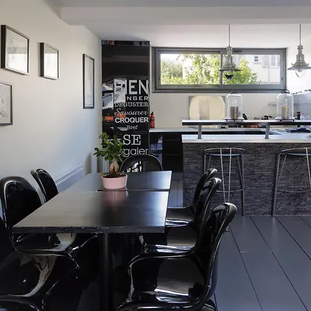 Maison Contemporaine Centre - 